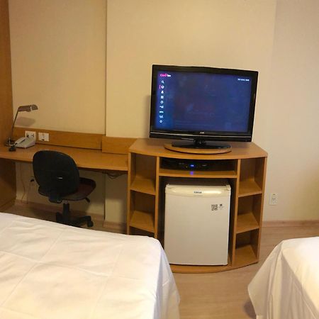 Flat 609 - Comfort Hotel Taguatinga - Particular Экстерьер фото